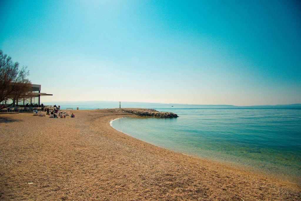 Antonio Apartments On The Beach Сплит Екстериор снимка